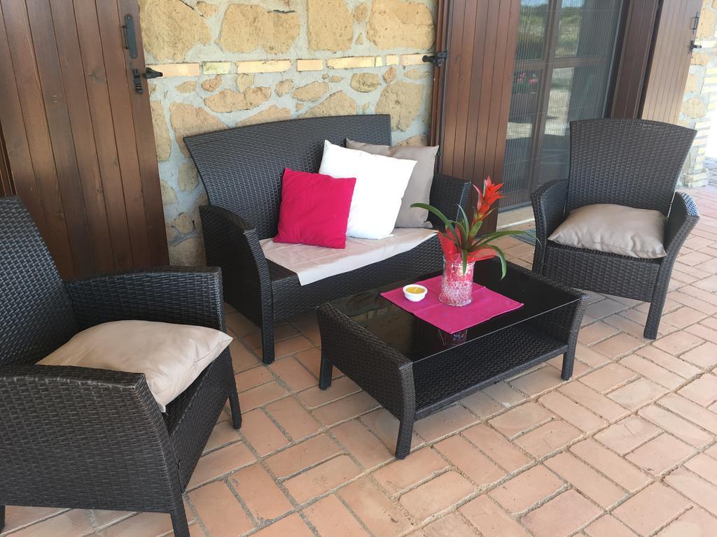 Il Casale Degli Ulivi - Agriturismo - Tenimenti Leone Lanuvio Exterior foto