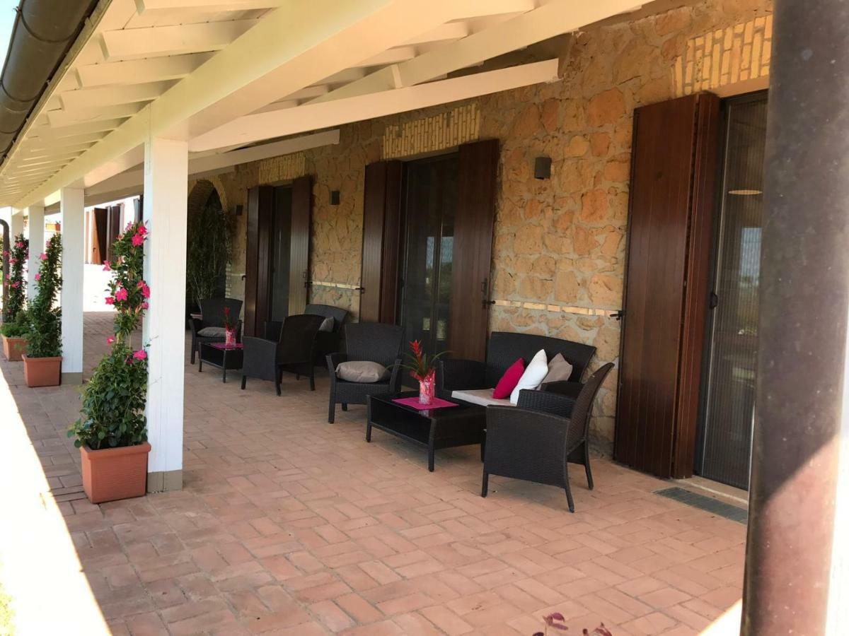 Il Casale Degli Ulivi - Agriturismo - Tenimenti Leone Lanuvio Exterior foto